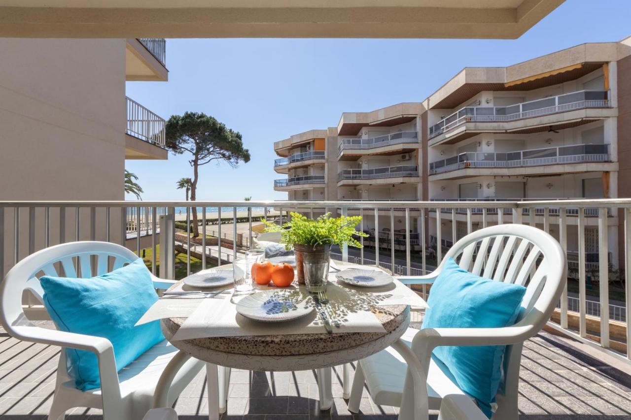 Apartamentos Dms V Arysal カンブリルス エクステリア 写真
