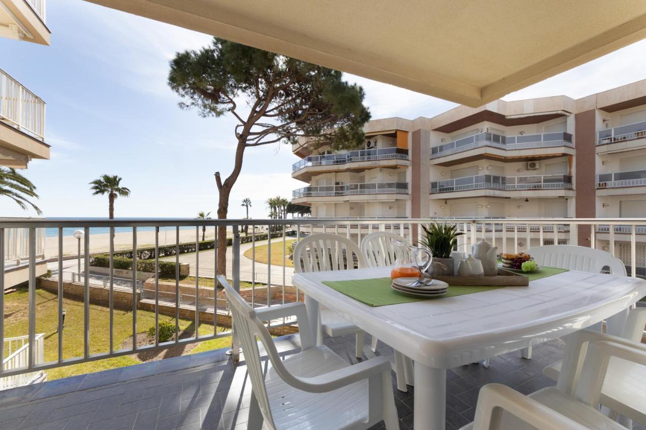 Apartamentos Dms V Arysal カンブリルス エクステリア 写真