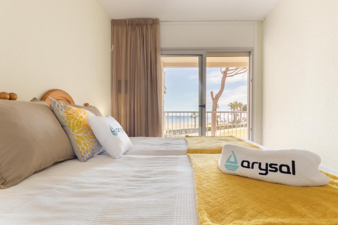 Apartamentos Dms V Arysal カンブリルス エクステリア 写真