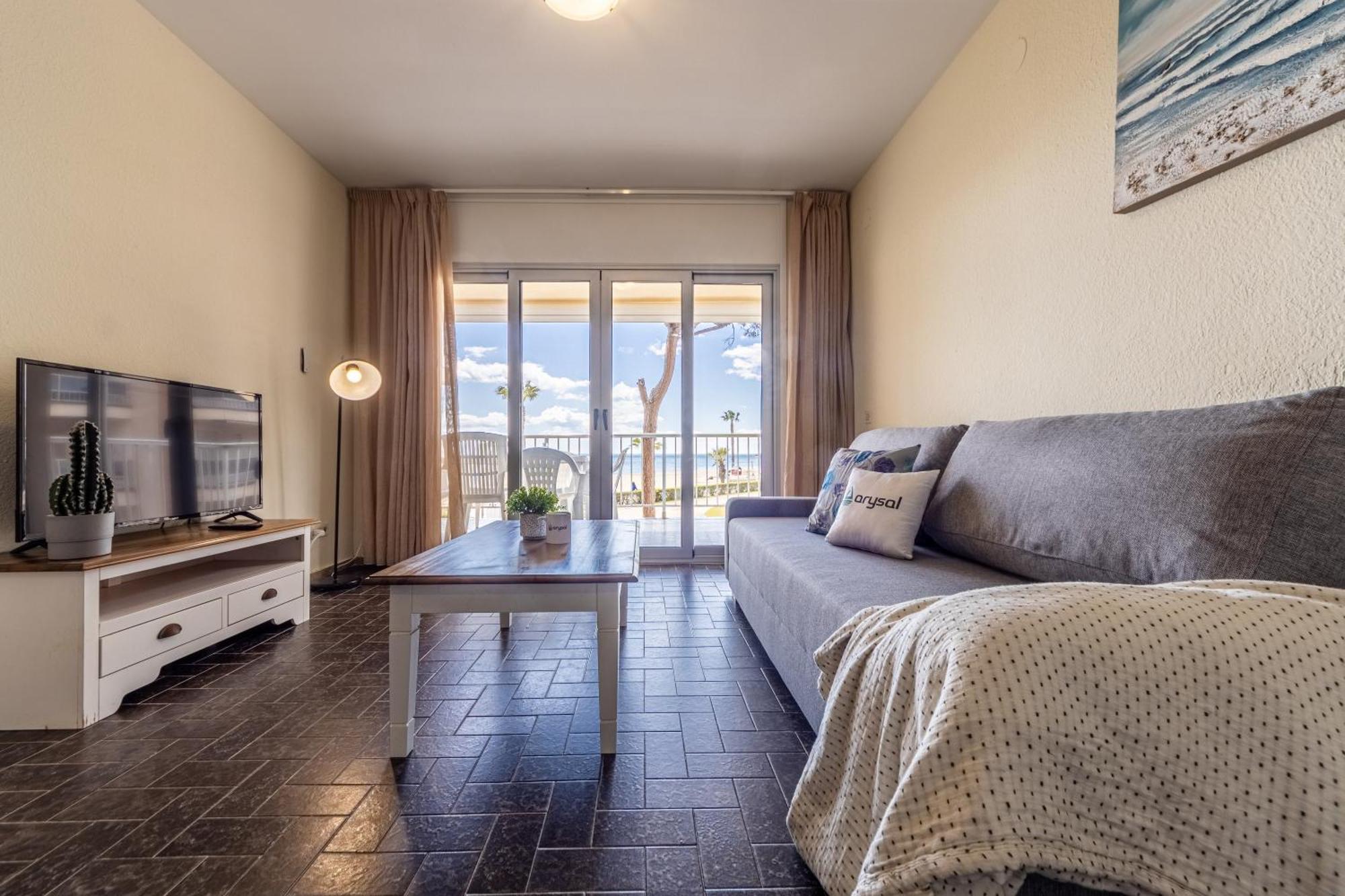 Apartamentos Dms V Arysal カンブリルス エクステリア 写真