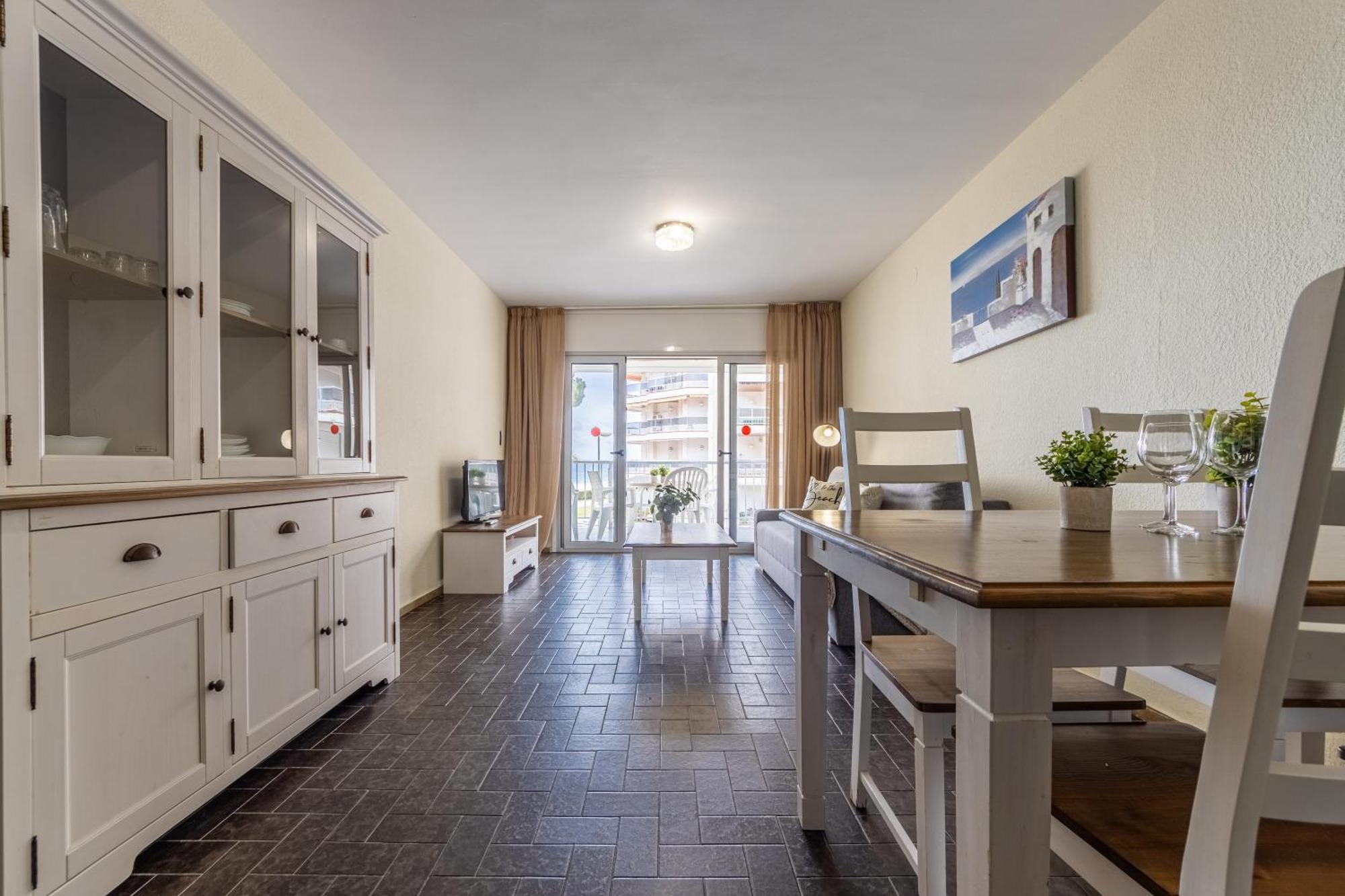 Apartamentos Dms V Arysal カンブリルス エクステリア 写真