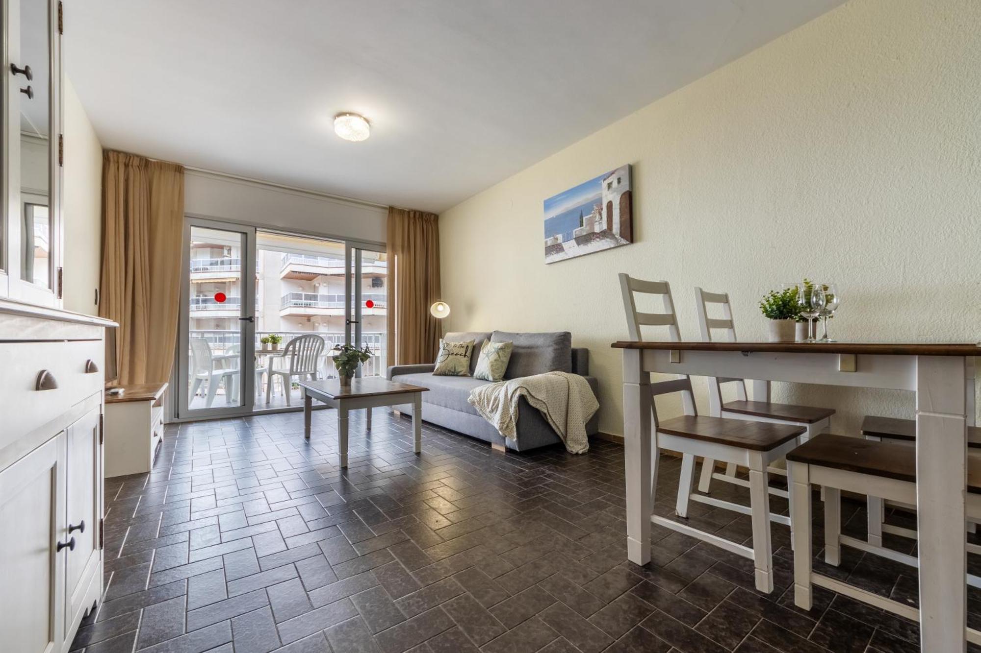 Apartamentos Dms V Arysal カンブリルス エクステリア 写真